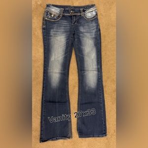 Vanity Jeans 27x33